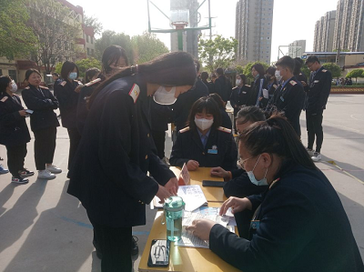 石家莊鐵路職業(yè)技工學(xué)校2021春學(xué)生會(huì)納新現(xiàn)場(chǎng) 學(xué)子風(fēng)采 第2張